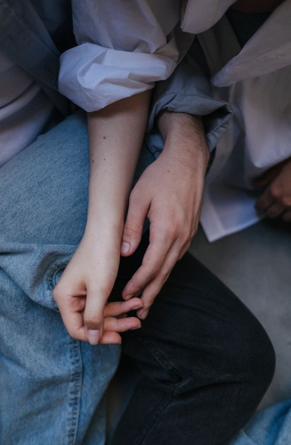 couple holding hands